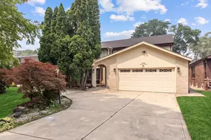 1522 Monroe Ave, River Forest, IL 60305 - Photo 1