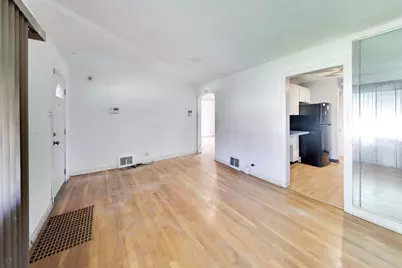 423 Frederick Avenue, Bellwood, IL 60104 - Photo 4