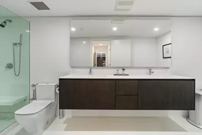 161 E Chicago Avenue #33C, Chicago, IL 60611 - Photo 24