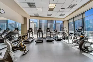 240 E Illinois St, Chicago, IL 60611 - Photo 14