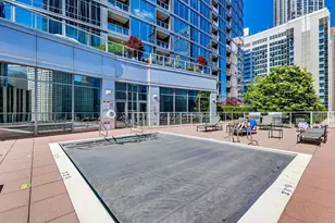 240 E Illinois St, Chicago, IL 60611 - Photo 20