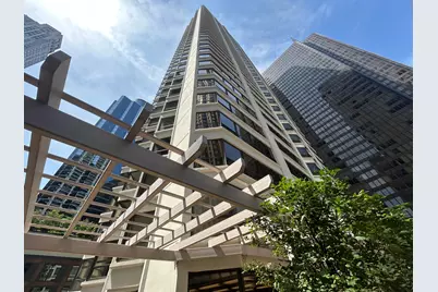 400 E Ohio Street #2504, Chicago, IL 60611 - Photo 2