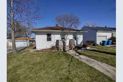 912 Douglas Street, Morris, IL 60450 - Photo 2