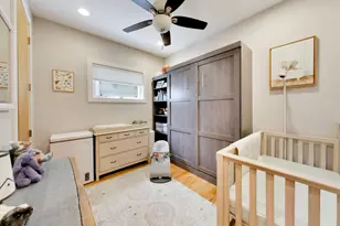 879 N Marshfield Ave, Chicago, IL 60622 - Photo 14