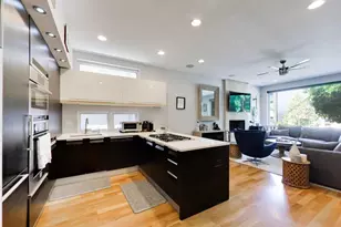 879 N Marshfield Ave, Chicago, IL 60622 - Photo 6