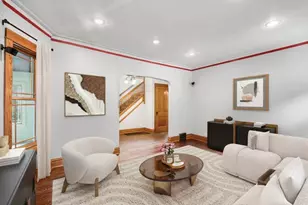 4938 N Hamlin Ave, Chicago, IL 60625 - Photo 4