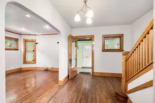 4938 N Hamlin Ave, Chicago, IL 60625 - Photo 6