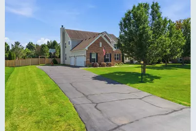 2457 Bryn Mawr Lane, Crystal Lake, IL 60014 - Photo 2