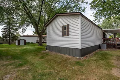 3285 Meadow Drive, Park City, IL 60085 - Photo 18