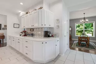 3206 Whirlaway Ct, Grayslake, IL 60030 - Photo 10