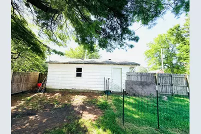 411 W Washington Street, Hoopeston, IL 60942 - Photo 4