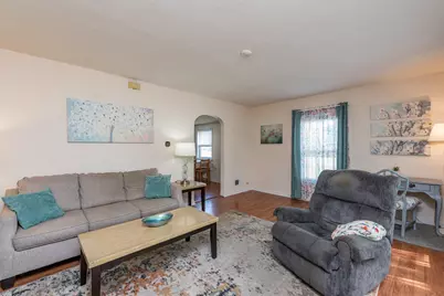 3315 Emmaus Avenue, Zion, IL 60099 - Photo 4