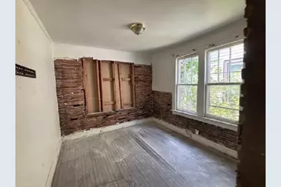 10731 S Eggleston Avenue, Chicago, IL 60628 - Photo 8