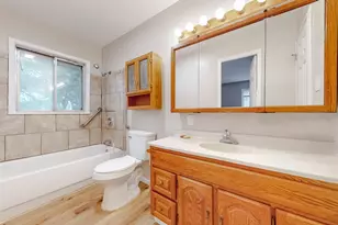 717 Union Ave, Romeoville, IL 60446 - Photo 16