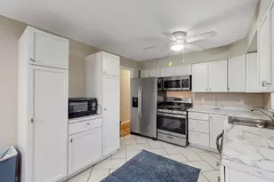 717 Union Ave, Romeoville, IL 60446 - Photo 6