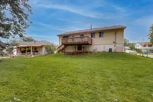 717 Union Ave, Romeoville, IL 60446 - Photo 22