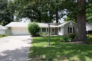 46 Briarcliff Rd, Montgomery, IL 60538 - Photo 1