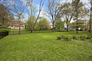155 S Slusser St, Grayslake, IL 60030 - Photo 24
