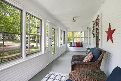 155 S Slusser Street, Grayslake, IL 60030 - Photo 4