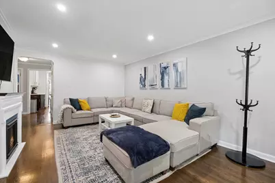 6429 S Tripp Avenue, Chicago, IL 60629 - Photo 2