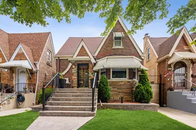 6429 S Tripp Avenue, Chicago, IL 60629 - Photo 1