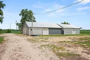 14286 Il State 72 Rte, Genoa, IL 60135 - Photo 32