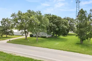 14286 Il State 72 Rte, Genoa, IL 60135 - Photo 24