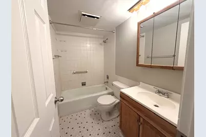 124 E Bailey Road #A, Naperville, IL 60565 - Photo 8