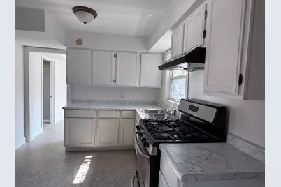 102 N Ohio Street, Aurora, IL 60505 - Photo 8
