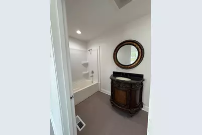 102 N Ohio Street, Aurora, IL 60505 - Photo 18