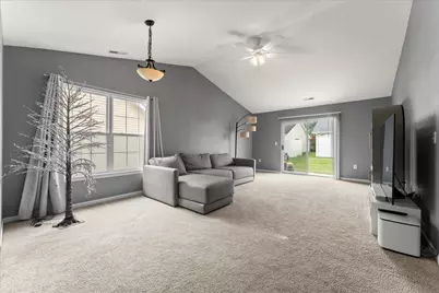 703 Bardeen Lane, Champaign, IL 61822 - Photo 4