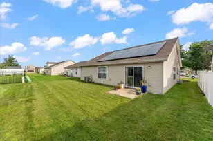 703 Bardeen Ln, Champaign, IL 61822 - Photo 24