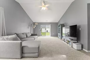 703 Bardeen Ln, Champaign, IL 61822 - Photo 8