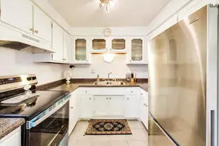 1125 W Lunt Ave, Chicago, IL 60626 - Photo 6