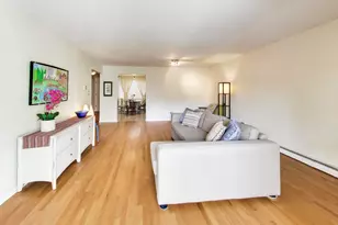 1125 W Lunt Ave, Chicago, IL 60626 - Photo 4