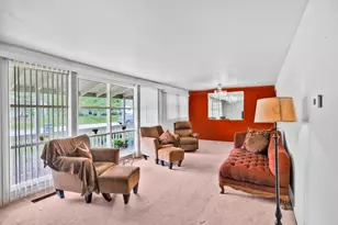 19031 Baker Ave, Country Club Hills, IL 60478 - Photo 4