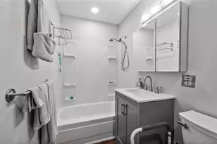 19031 Baker Ave, Country Club Hills, IL 60478 - Photo 8