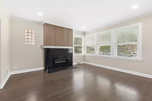 10407 S Eberhart Ave, Chicago, IL 60628 - Photo 2