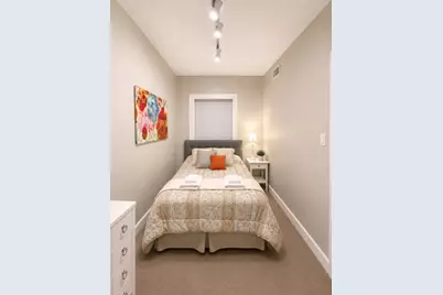 642 N Dearborn Street #4, Chicago, IL 60654 - Photo 10