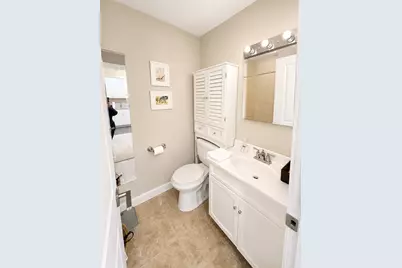 642 N Dearborn Street #4, Chicago, IL 60654 - Photo 8