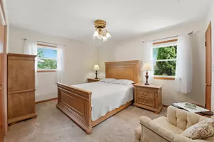 213 Edgeware Rd, Elk Grove Village, IL 60007 - Photo 24