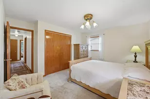 213 Edgeware Rd, Elk Grove Village, IL 60007 - Photo 26