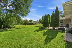 213 Edgeware Rd, Elk Grove Village, IL 60007 - Photo 42