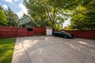 415 Buell Ave, Joliet, IL 60435 - Photo 22