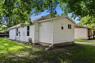 919 Sheridan Ave, Dixon, IL 61021 - Photo 18