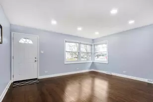 16454 Winchester Ave, Markham, IL 60428 - Photo 2