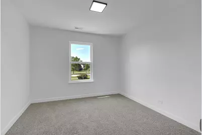 260 Wedgewood Circle, Lake in the Hills, IL 60156 - Photo 18
