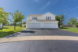 260 Wedgewood Cir, Lake in the Hills, IL 60156 - Photo 26