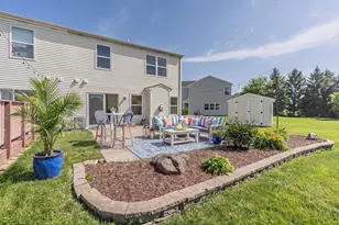 260 Wedgewood Cir, Lake in the Hills, IL 60156 - Photo 24