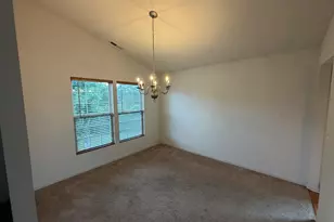465 Metropolitan St, Aurora, IL 60502 - Photo 4